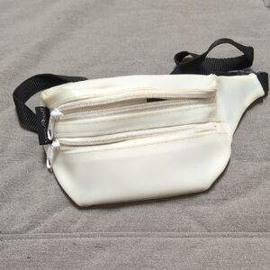 Jansport Plastic White Waist Bag